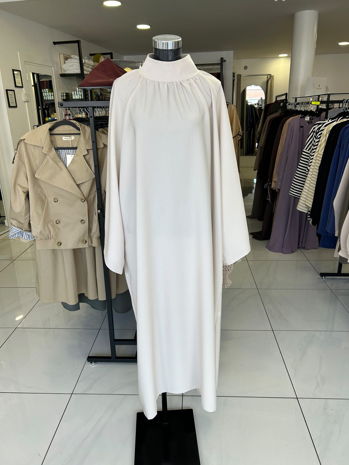 Robe avec col