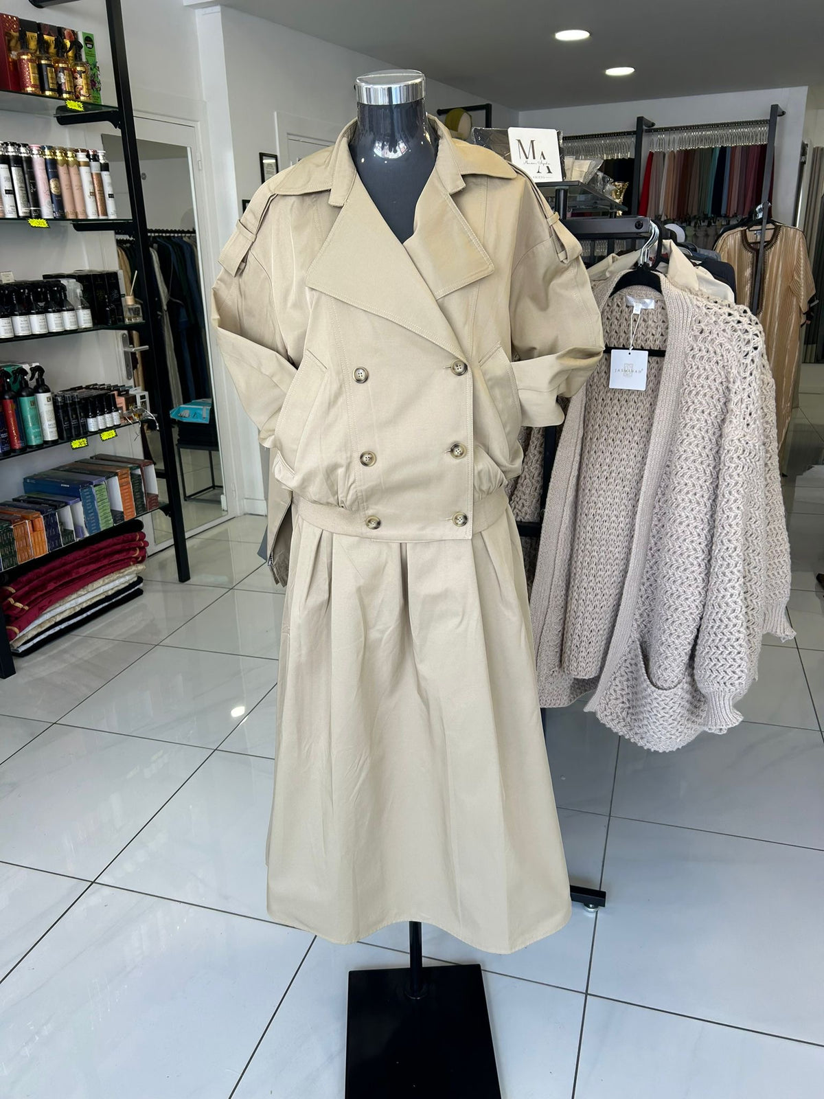 Trench court - Beige