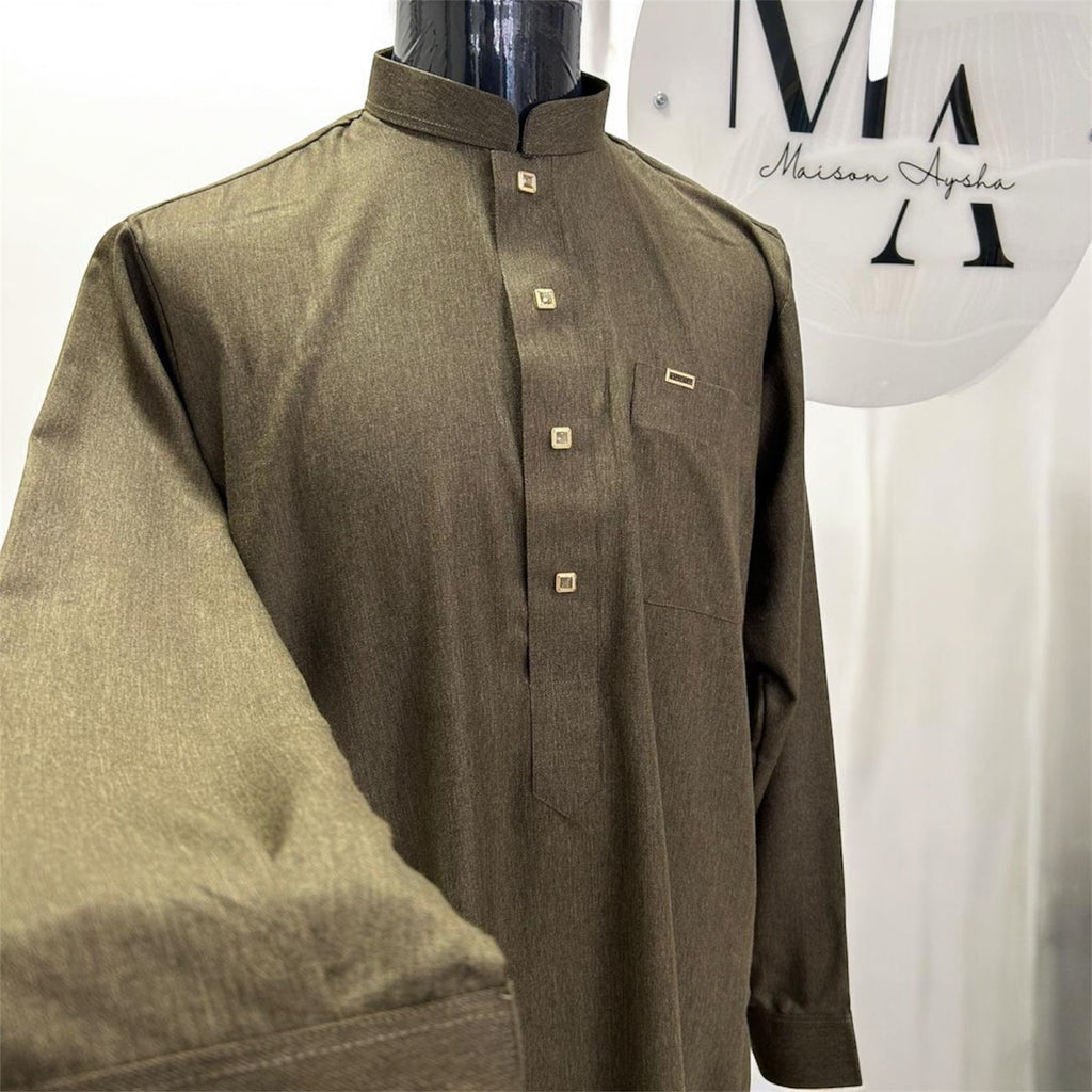 Qamis saoudien premium détail argenté - Marron