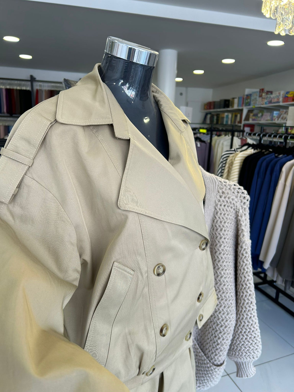 Trench court - Beige